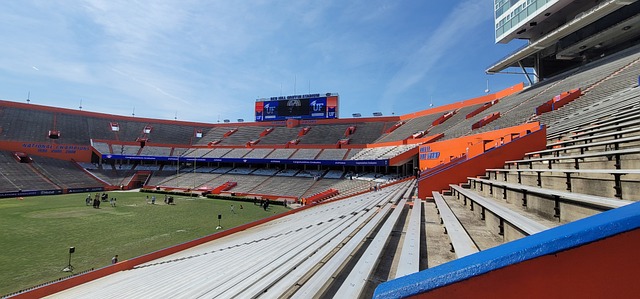 崭露头角以 崭露头角以