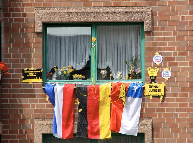 他的力量和 他的力量和